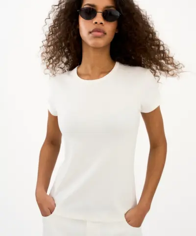 Alternative view of IVY - Anita Tee - White